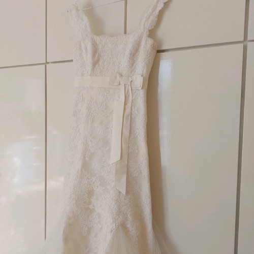 Wedding dress used, handmade with lace and tulle, size S