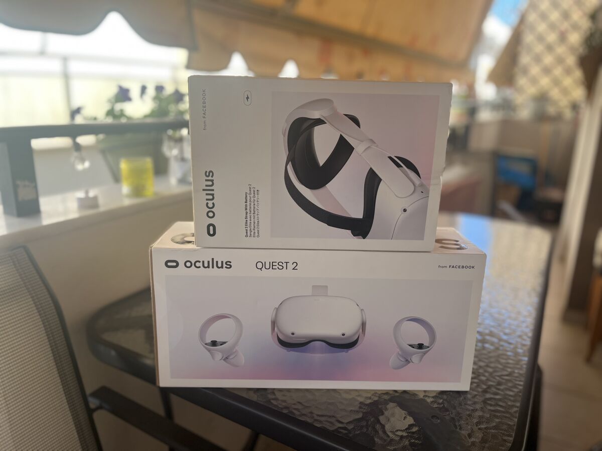Oculus Quest 2 with Elite Strap like… - € 180,00 - Vendora.cy
