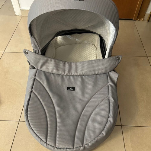 Port Bebe Cangaroo gray with stroller cover like new