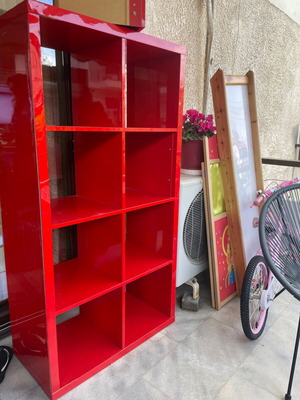 IKEA shelf like new with cabinet and box