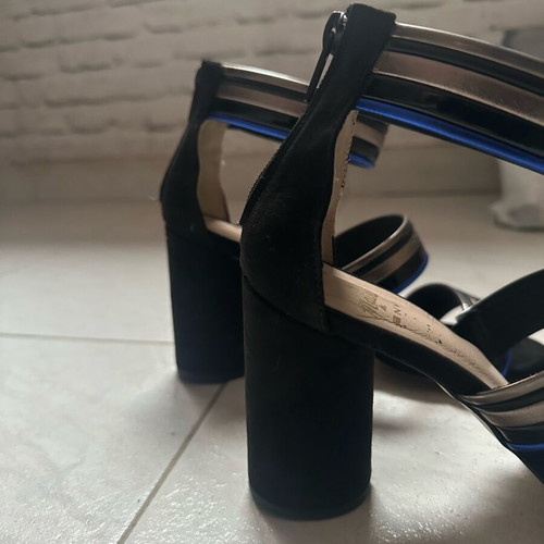 Mauriboo sandals new with elastic strap, black and blue, size 37