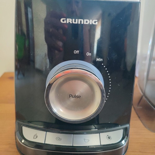 Grundig mixer like new
