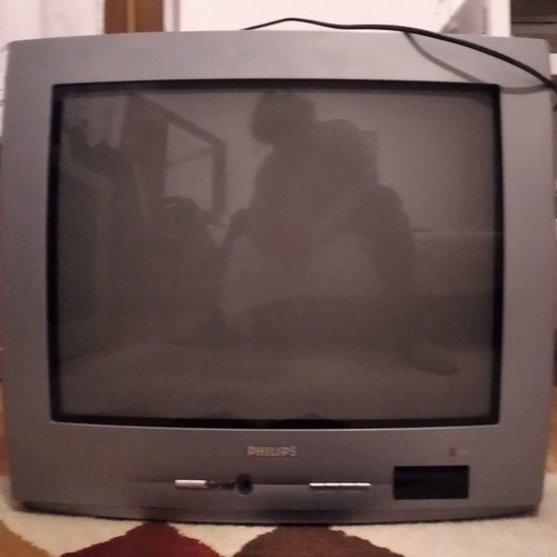 Philips TV 20' used, non-flat screen with decoder