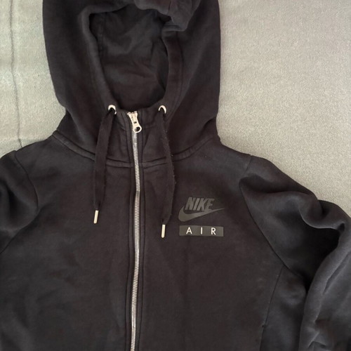 Nike women's authentic jacket new, black