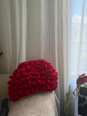 Puffy clutch bag red new, ideal for Easter appearances
