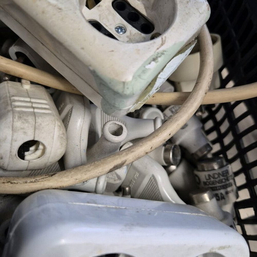 Electrical supplies like new, over 100 pieces including fuses and plugs