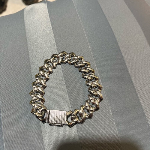 Bracelet new