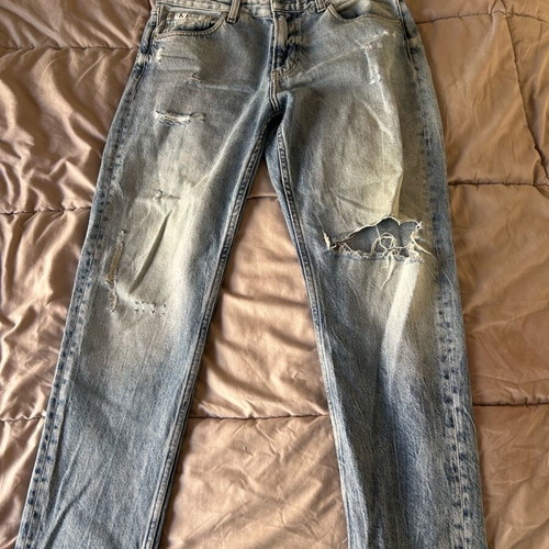 Jean παντελόνι Calvin Klein Jeans σαν καινούργιο με σκισίματα, γραμμή Dad Jean