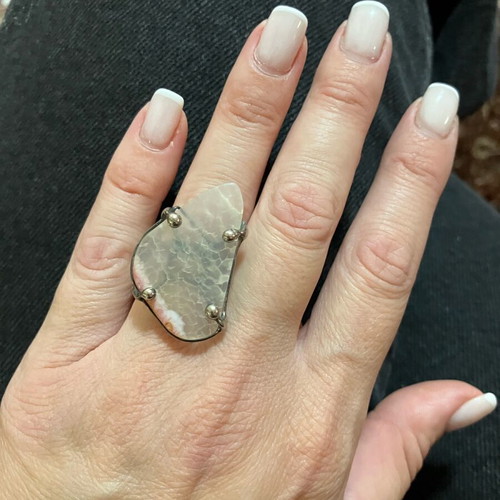 Ring with clear quartz used