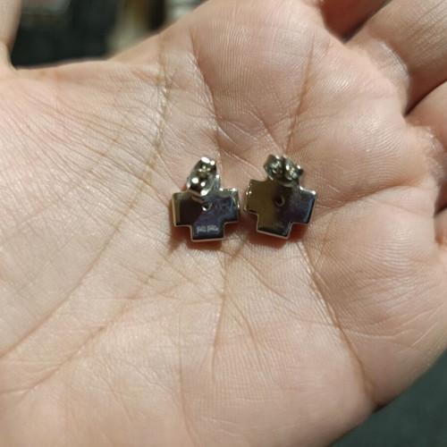 Folli Follie stud cross earrings like new