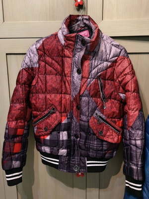 Unisex jacket without hood like new, gray and red, size L