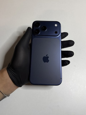 Iphone 17 Pro Max 256 GB like new, blue, Apple iOS