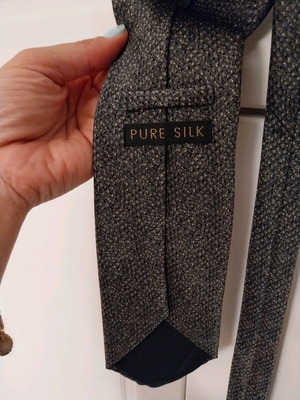 Marks & Spencer silk tie like new, smooth anthracite
