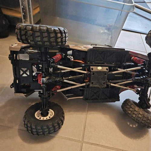 RGT Challenger EX86170 crawler like new
