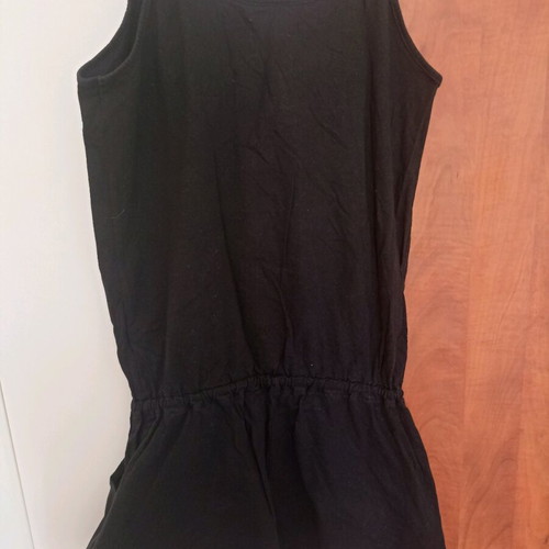 Black one-piece shorts like new, size Small
