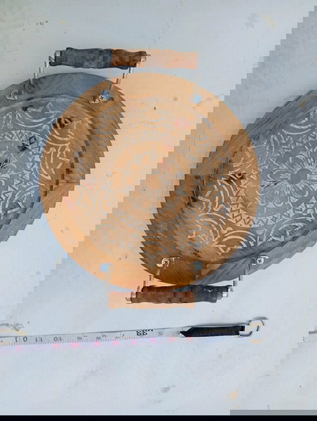 ξύλινος δίσκος μασιφ