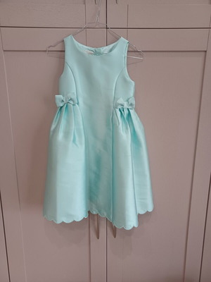 Children's dress used, worn 2 times