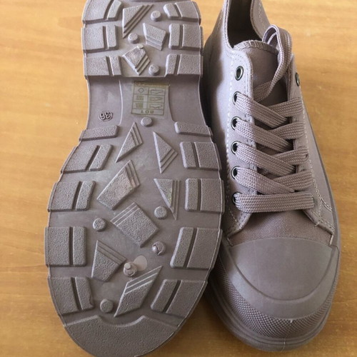 Branded women's athletic shoes like new size 36