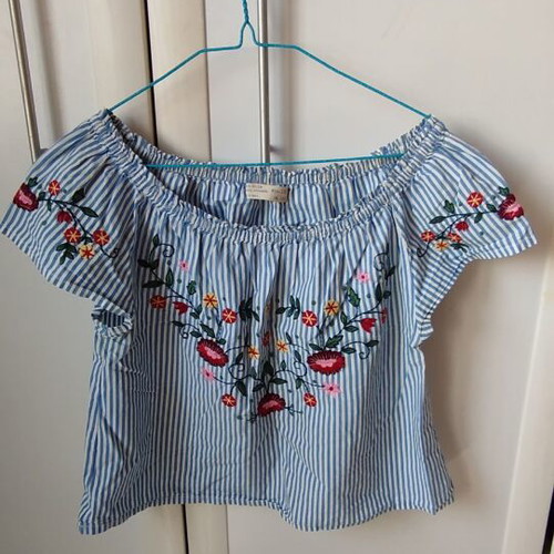 Zara girls blouse 13-14 years striped with embroidered flowers like new