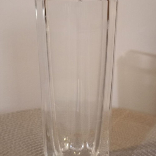 Crystal vase used, heavy and simple design