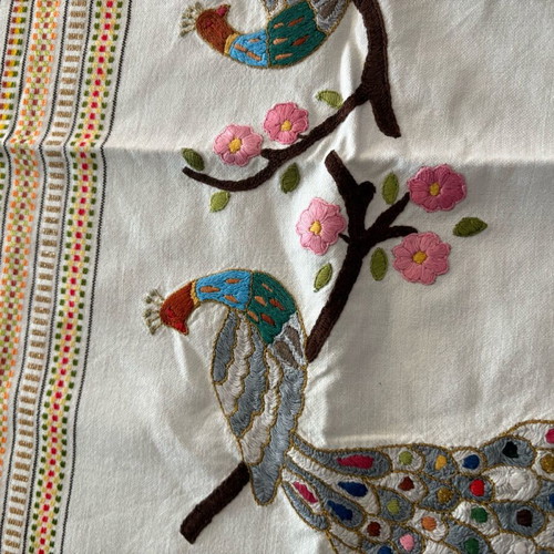 Handmade embroidered runners with details new