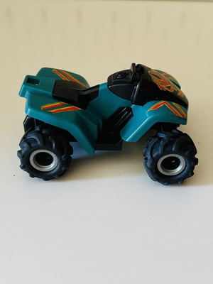 Playmobil quad bike with pull-back mechanism