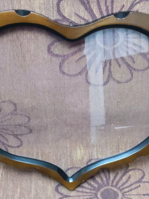 Wooden heart-shaped frame like new, 43x30 cm
