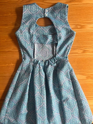 Regalinas dress size S like new, colorful with perfect back