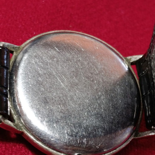 Vintage watch used, non-working for repair