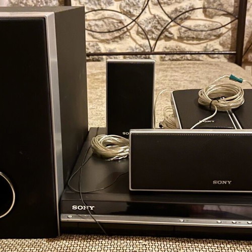Sony Home Cinema 5.1 DAV-DZ230 used