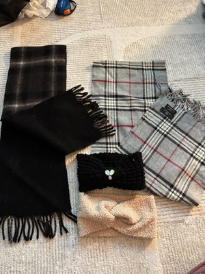 Set of scarves and headbands used, multicolored
