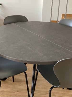 Τραπεζαρία Calligaris Giove επεκτεινόμενη με κεραμική επιφάνεια και 4 καρέκλες