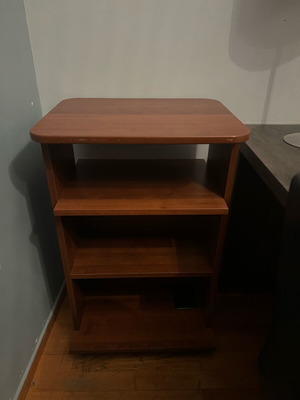 Office furniture like new with compartments