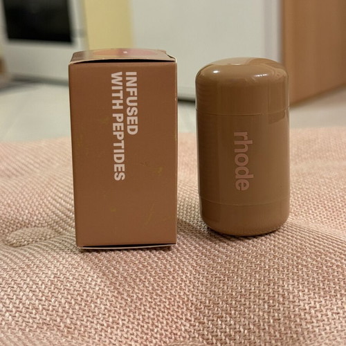 Rhode Pocket Blush Freckle new unused