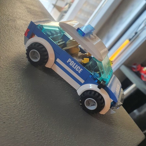 Lego police car like new with figure