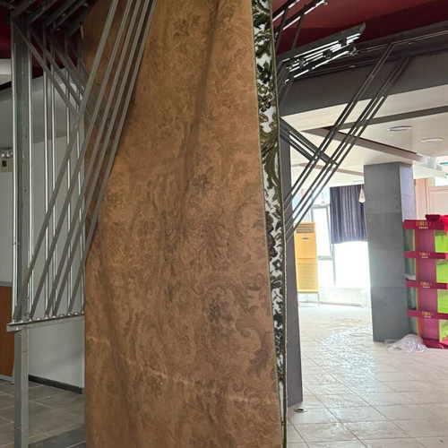 Metal Carpet Rack used, professional heavy-duty for display and storage