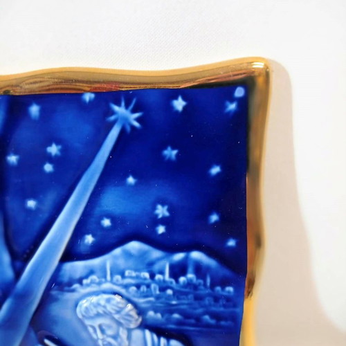The Nativity faithful copy of Byzantine icon porcelain and 24K gold like new