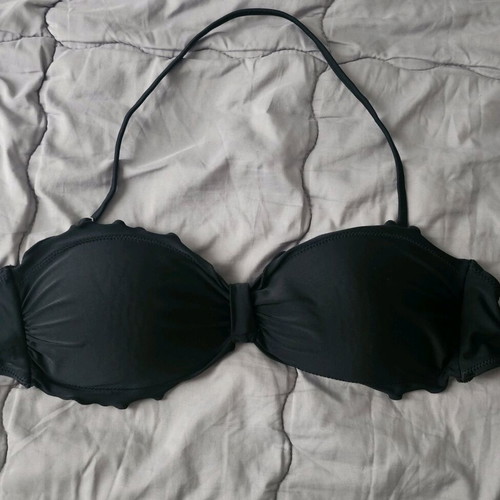 Swimwear top strapless black like new, size XL