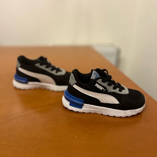 Puma shoes size 23 like new, athletic, black