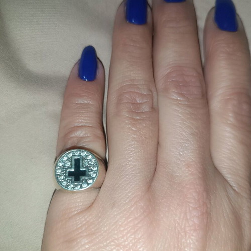 Silver 925 chevalier ring like new with zircon stones and black enamel