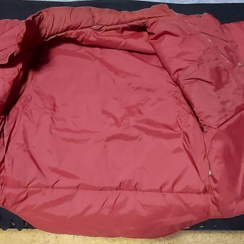 Burgundy jacket used with detachable sleeves XL