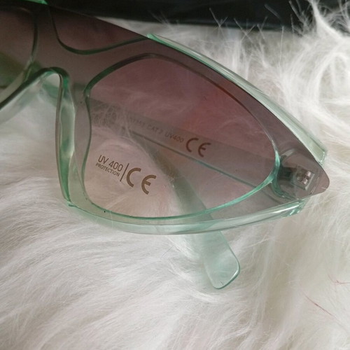 Sunglasses new, green