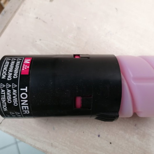 Konica TN-216 Magenta toner 80-90% full