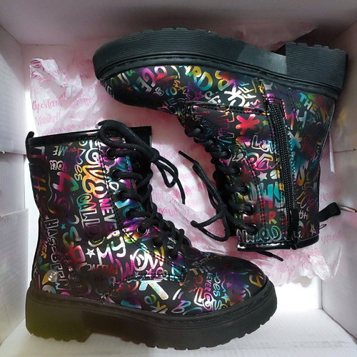 Boots size 29 like new, multicolor