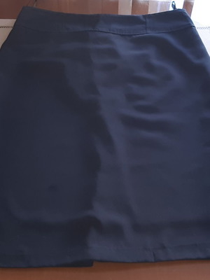 Long blue skirt like new, crepe fabric with back box pleat