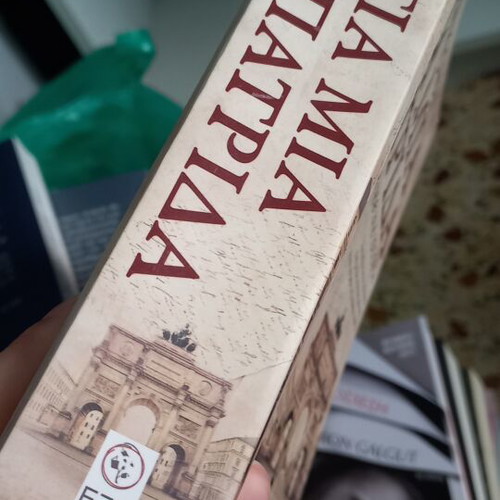 Asi Kioura Gia Mia Patrida book, true story