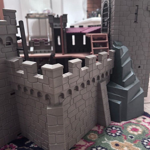 Playmobil 4866 Falcon Castle like new