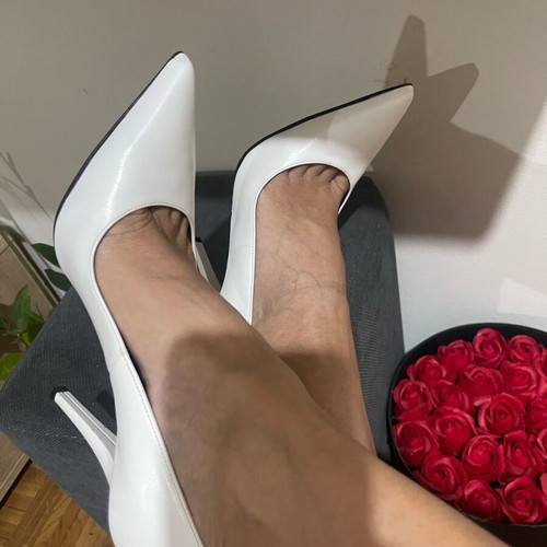 Franchesca Moretti leather pumps new, 11cm heel, size 39