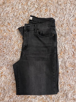 GAP wide leg jeans like new, black and grey, size 31r