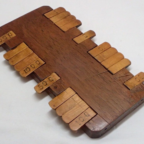 Vintage wooden Bezique used, game score counter